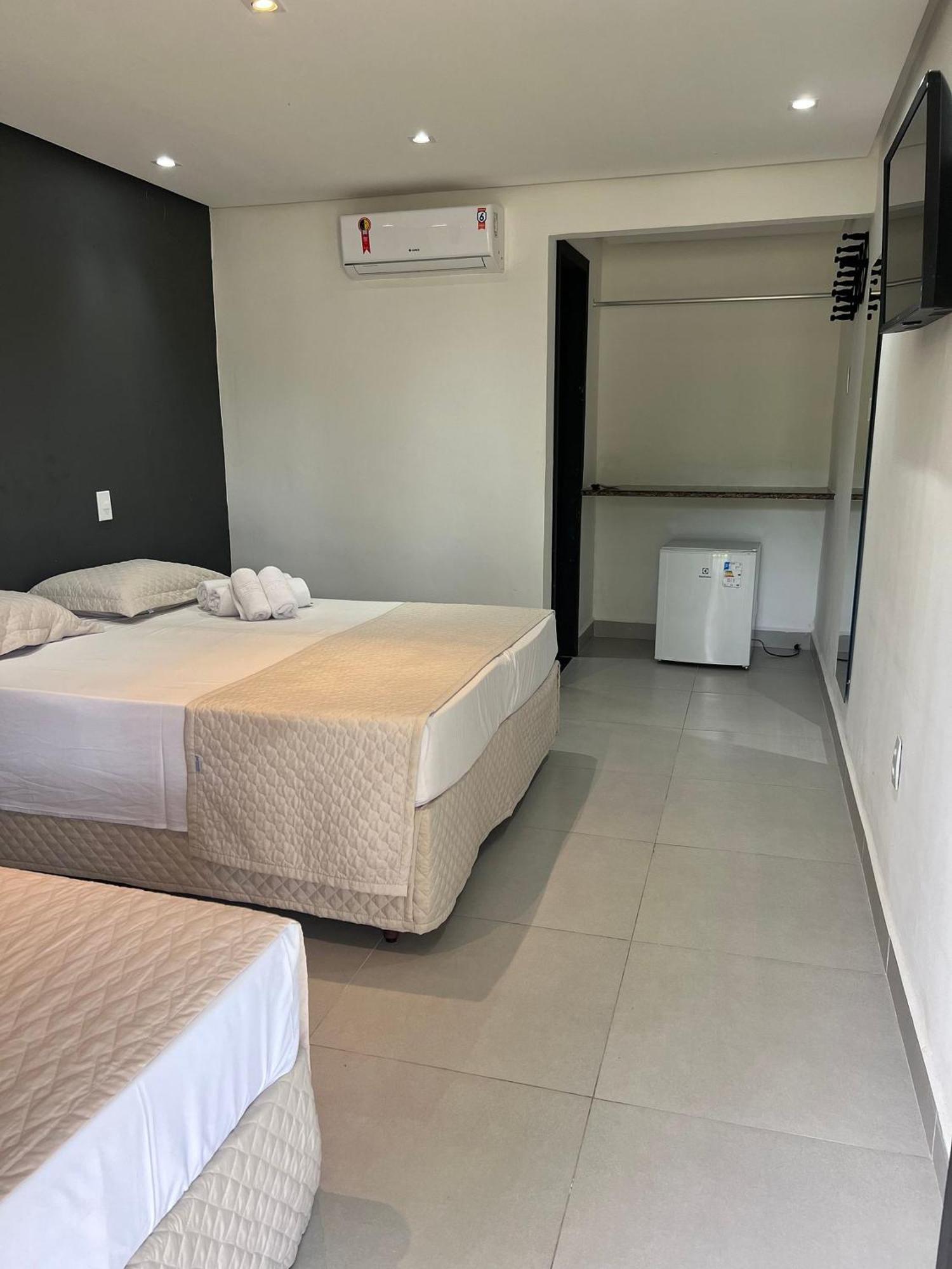 O Beira Mar Praia Hotel Esta Localizado Na Orla, Na Praia De Taperapuan, Cafe Incluso, Wi-Fi 500Mb, Piscinas, Estacionamento Privativo, Ar Condicionado Split, Smart Tv, Frigobar, Porto Seguro Extérieur photo