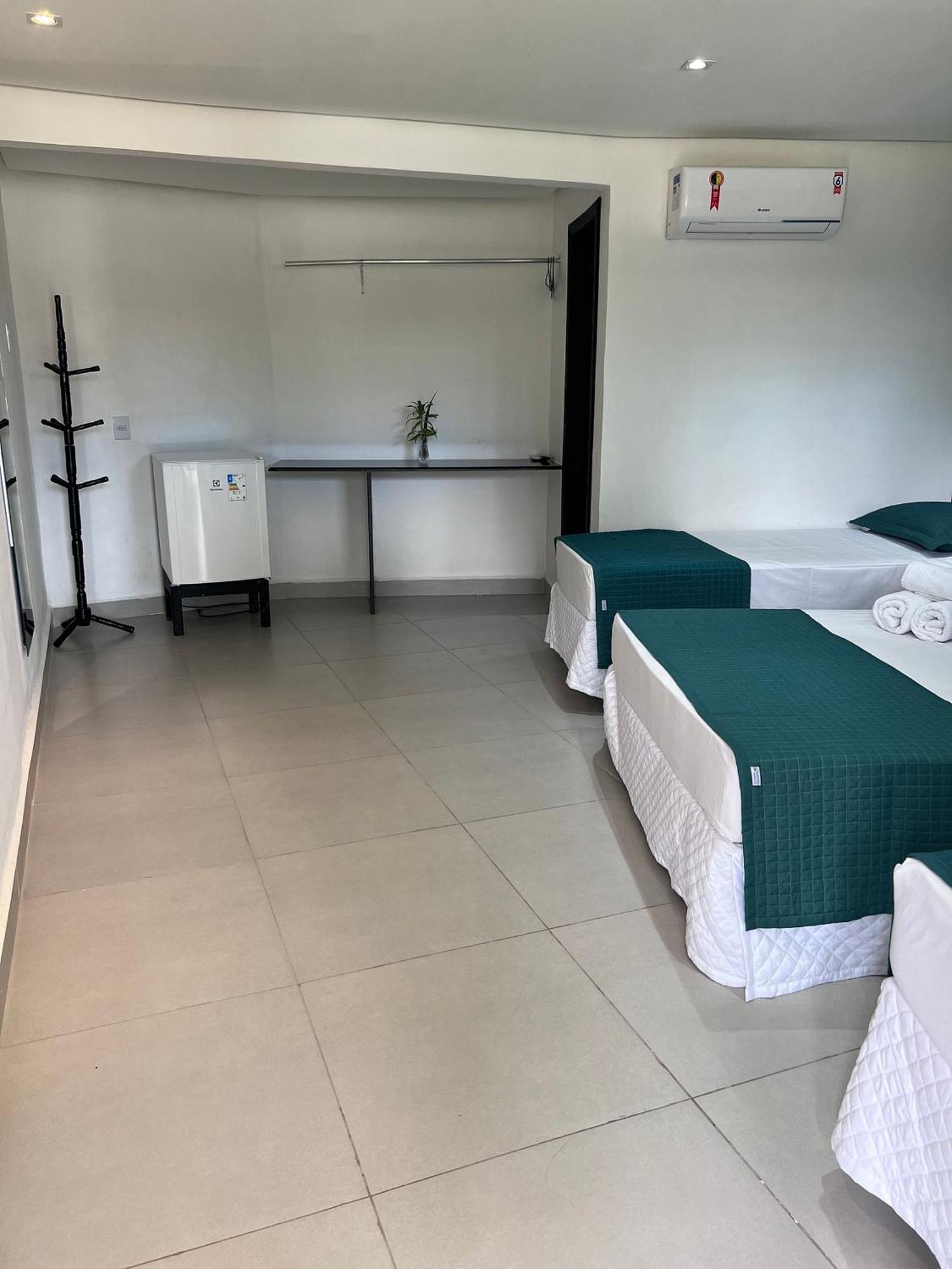 O Beira Mar Praia Hotel Esta Localizado Na Orla, Na Praia De Taperapuan, Cafe Incluso, Wi-Fi 500Mb, Piscinas, Estacionamento Privativo, Ar Condicionado Split, Smart Tv, Frigobar, Porto Seguro Extérieur photo